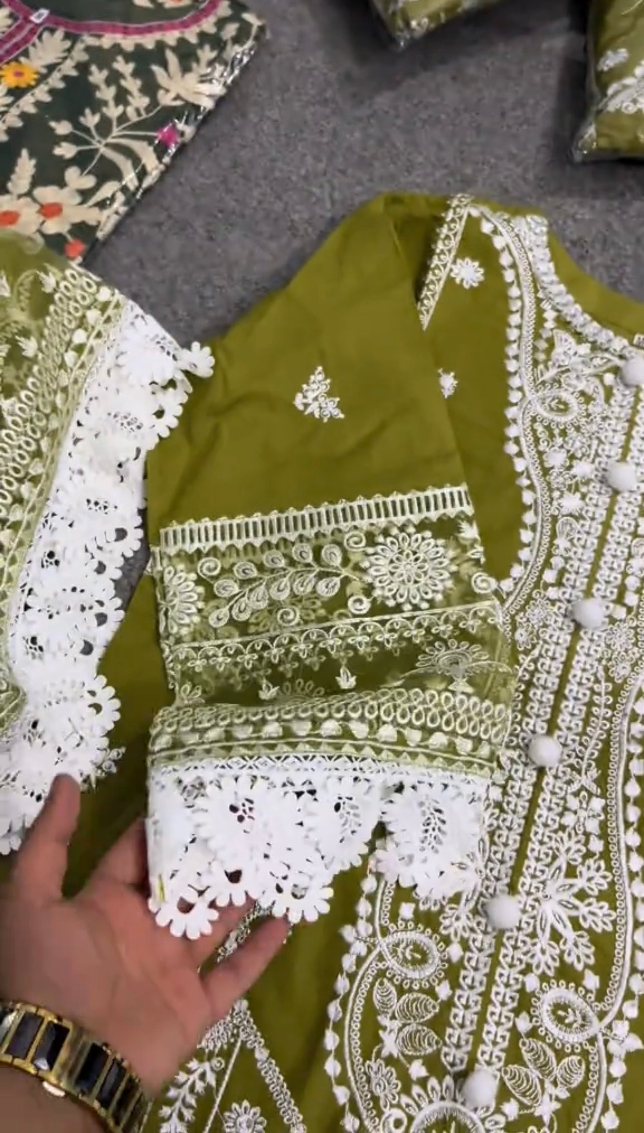 Afrozeh 3 Piece Stitched Dress