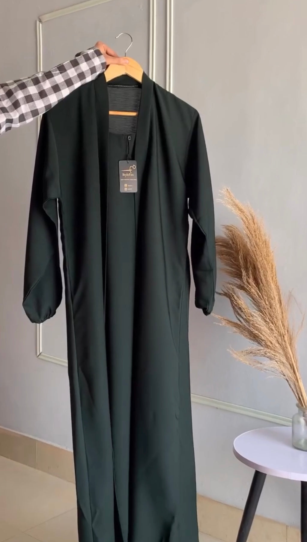Pack Of 4 Abaya With Scarf