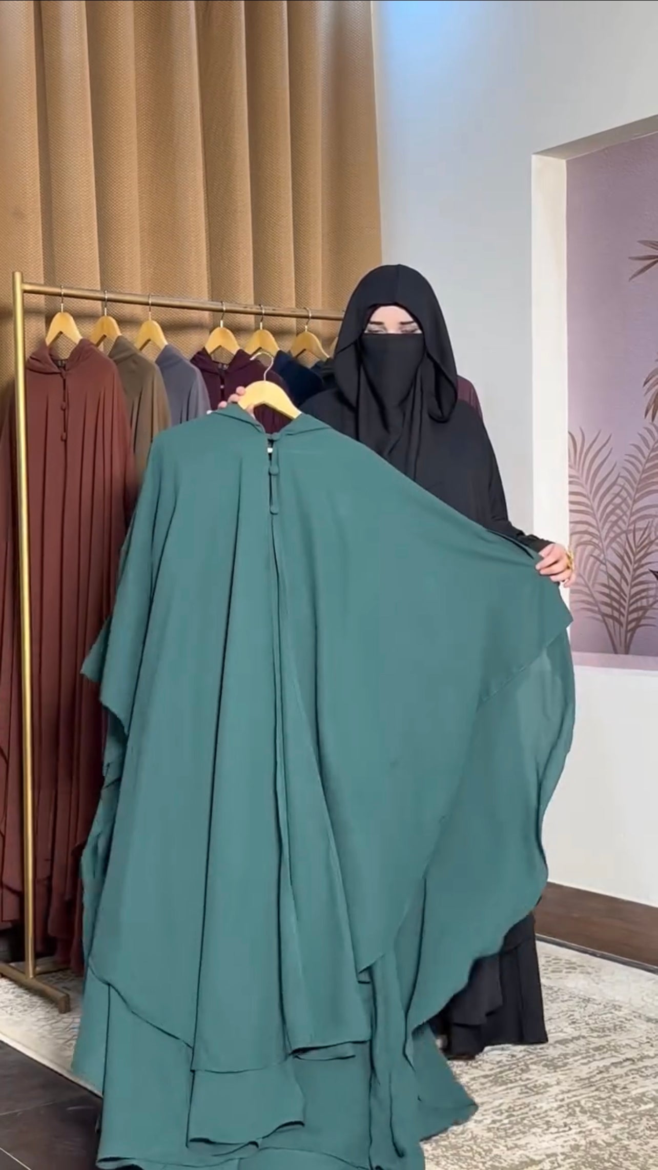 Buy 1 Hoodie Abaya Complete Set Get 1 Free
