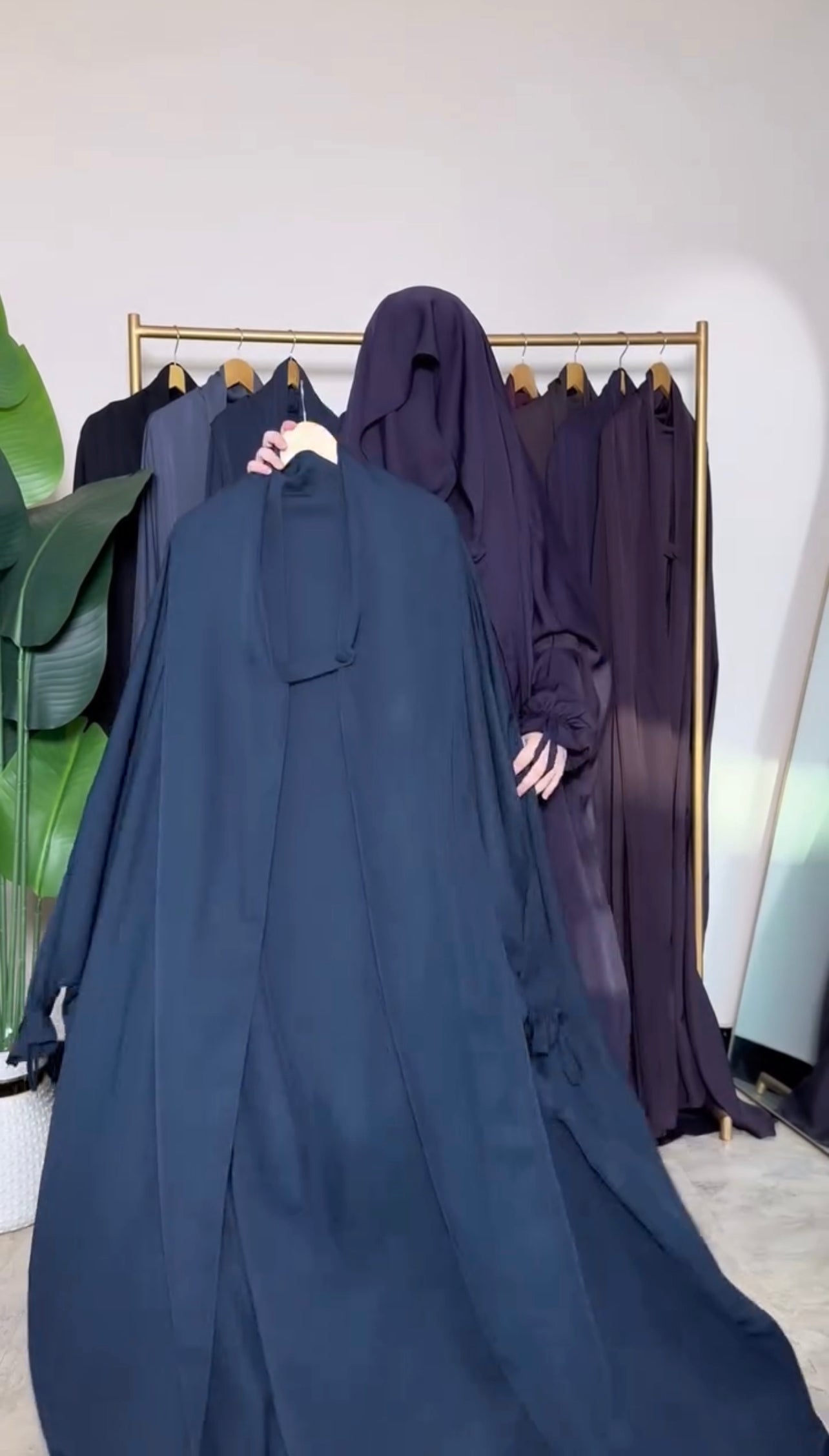 BUY 1 GET 1 FREE SAUDI JILBAB