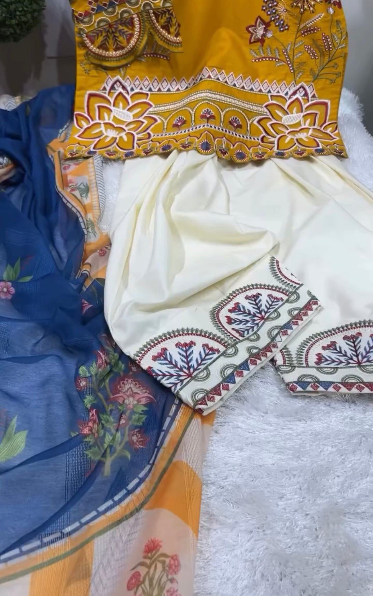 Farshi Shalwar 3 Piece Embroidered Dress