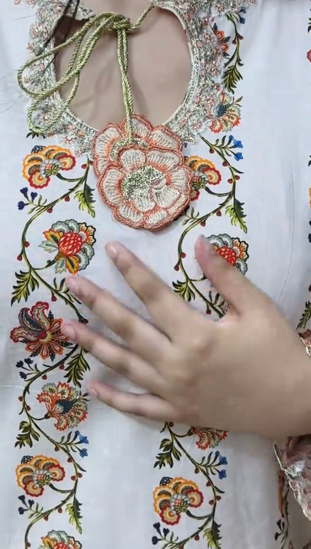 Embroidered 3 Piece Stitched Outfit