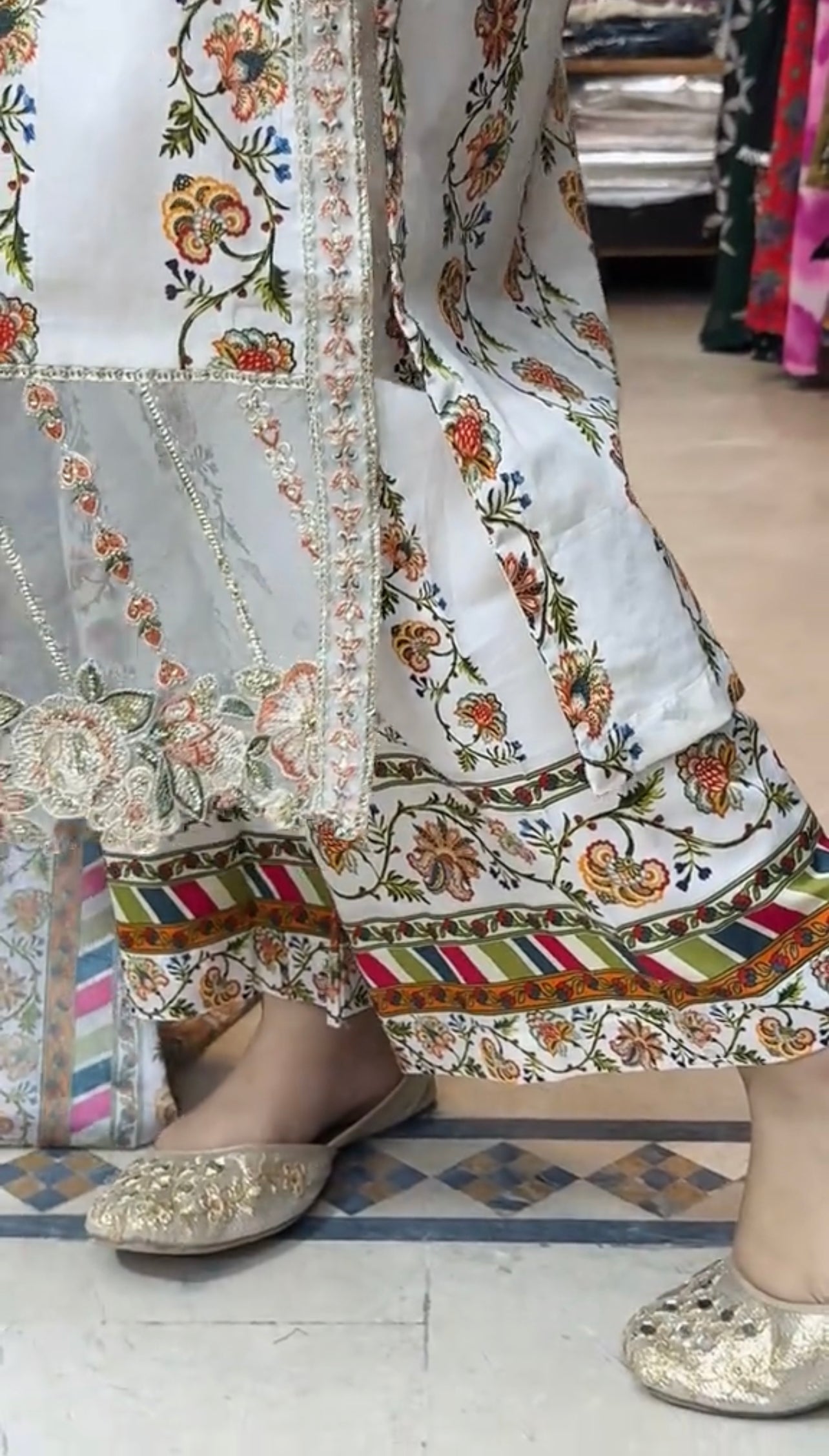 Embroidered 3 Piece Stitched Outfit