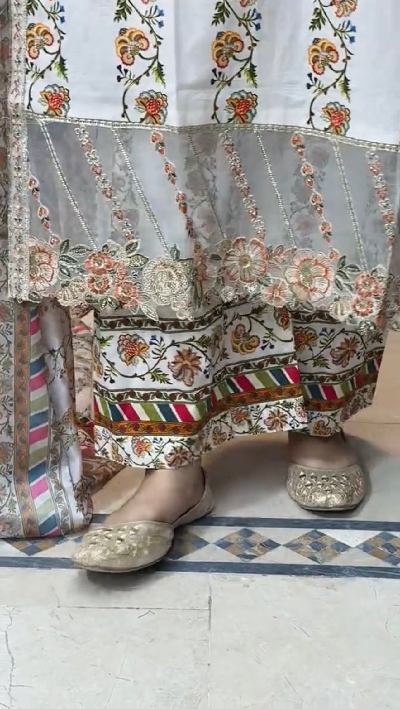 Embroidered 3 Piece Stitched Outfit