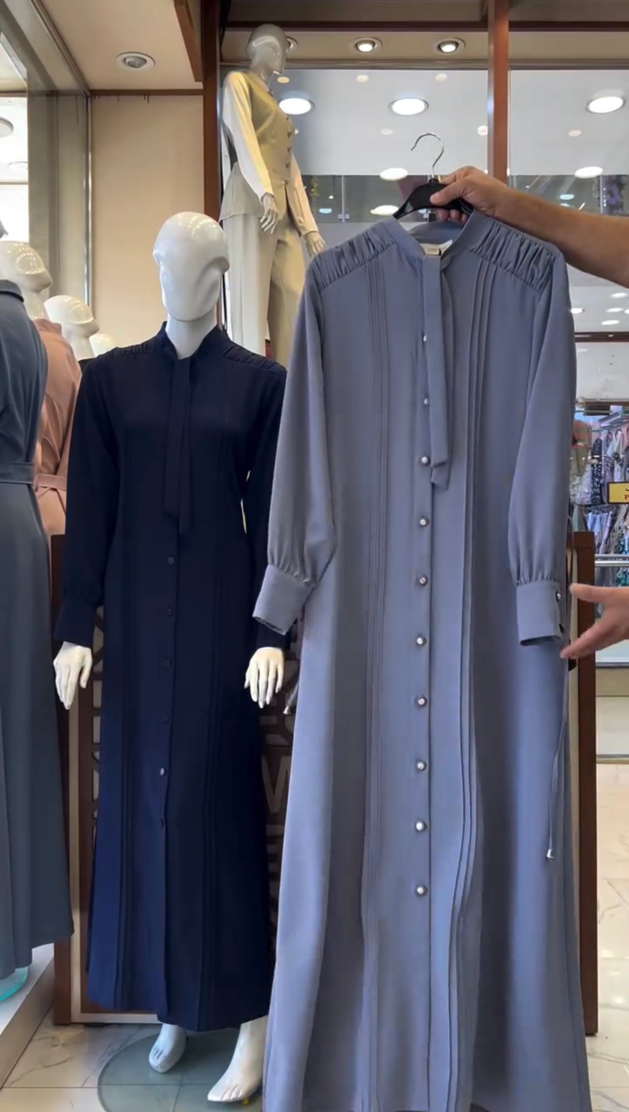 Afrozeh Pack Of 3 Abaya