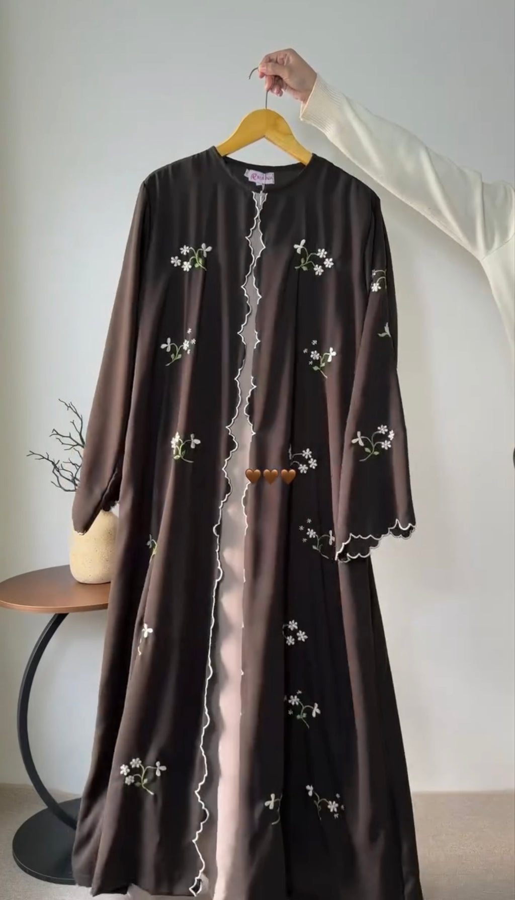 Pack Of 2 Abaya With Scarf