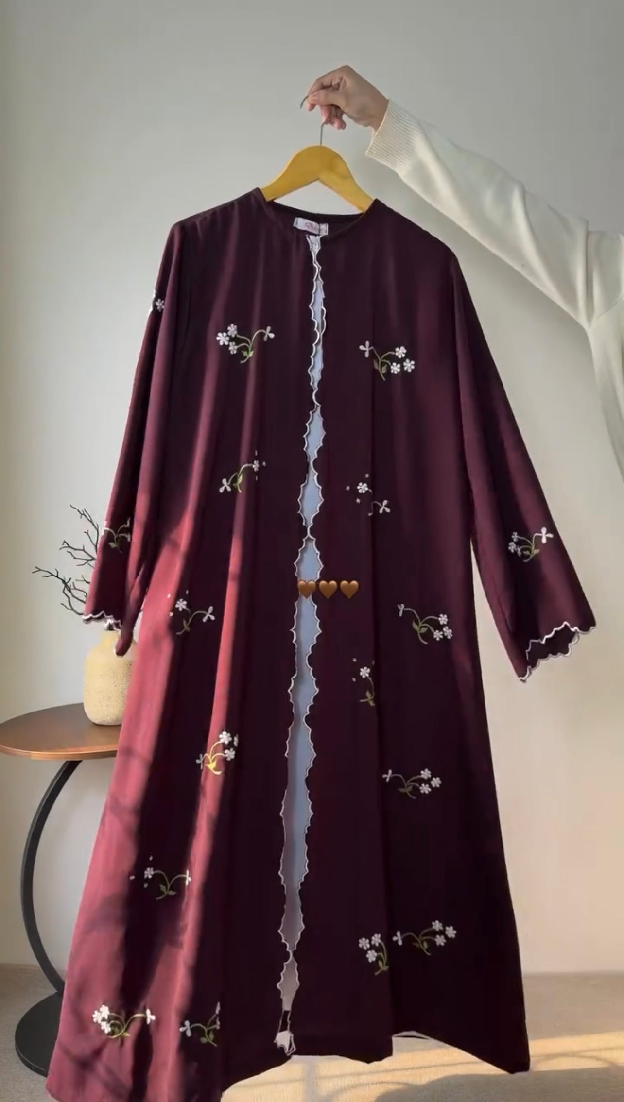 Pack Of 2 Abaya With Scarf