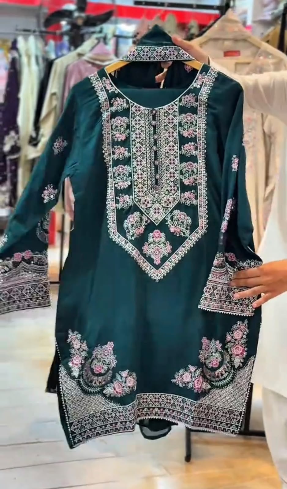 Afrozeh 3 Piece Embroidered Suit