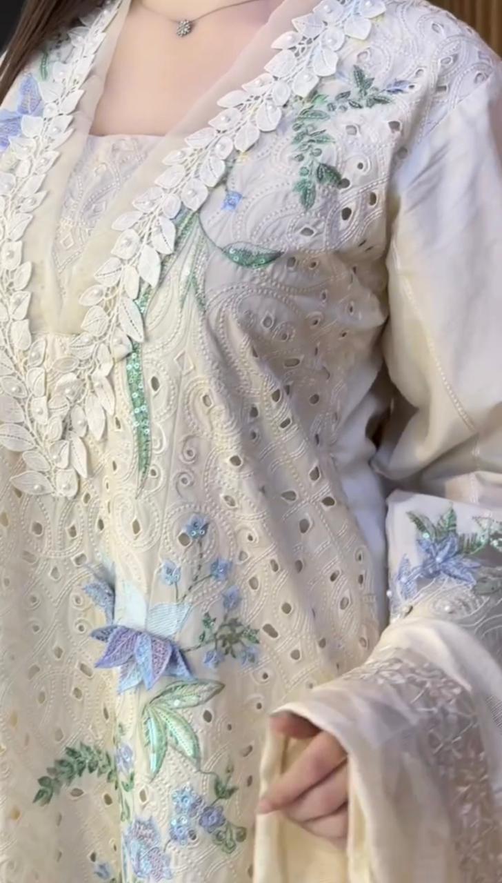 Afrozeh Embroidered 3Pcs Dress